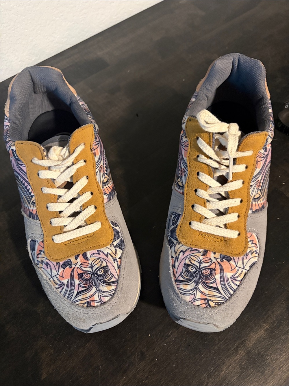 Inkkas Gray Blue Tan Owl & Other Birds Graphic Suede Sneakers Size 10
